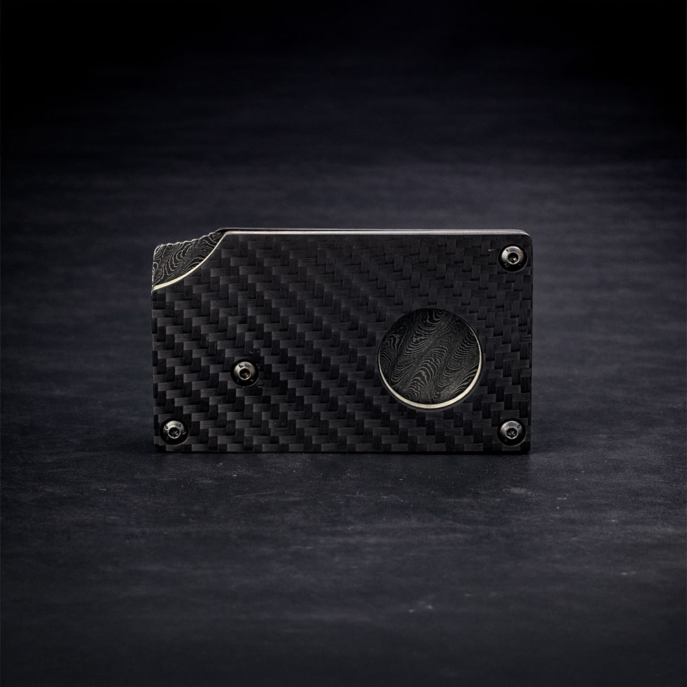 Karbon Fiber Saplı Gambit Bıçak – Damascus Çelik, El Yapımı