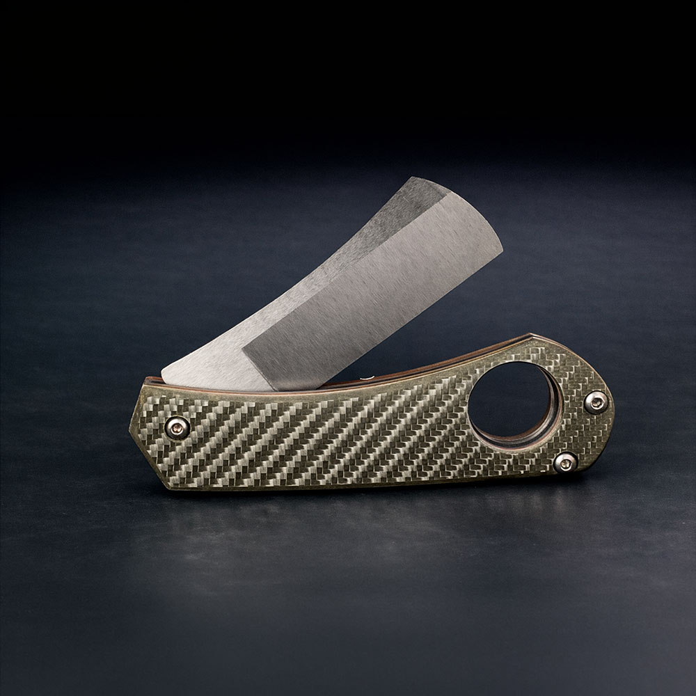 Karbon Fiber Saplı Razor Bıçak – Böhler N690 Çelik, El Yapımı