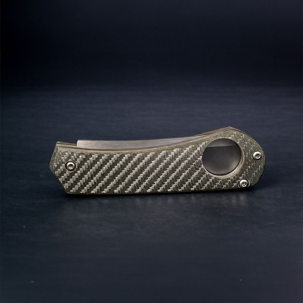 Karbon Fiber Saplı Razor Bıçak – Böhler N690 Çelik, El Yapımı