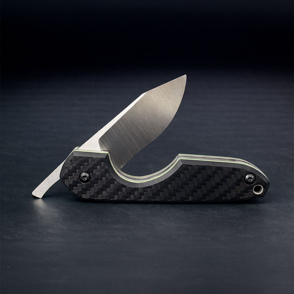 Karbon Fiber Saplı T-Rex Bıçak – Böhler N690 Çelik, El Yapımı