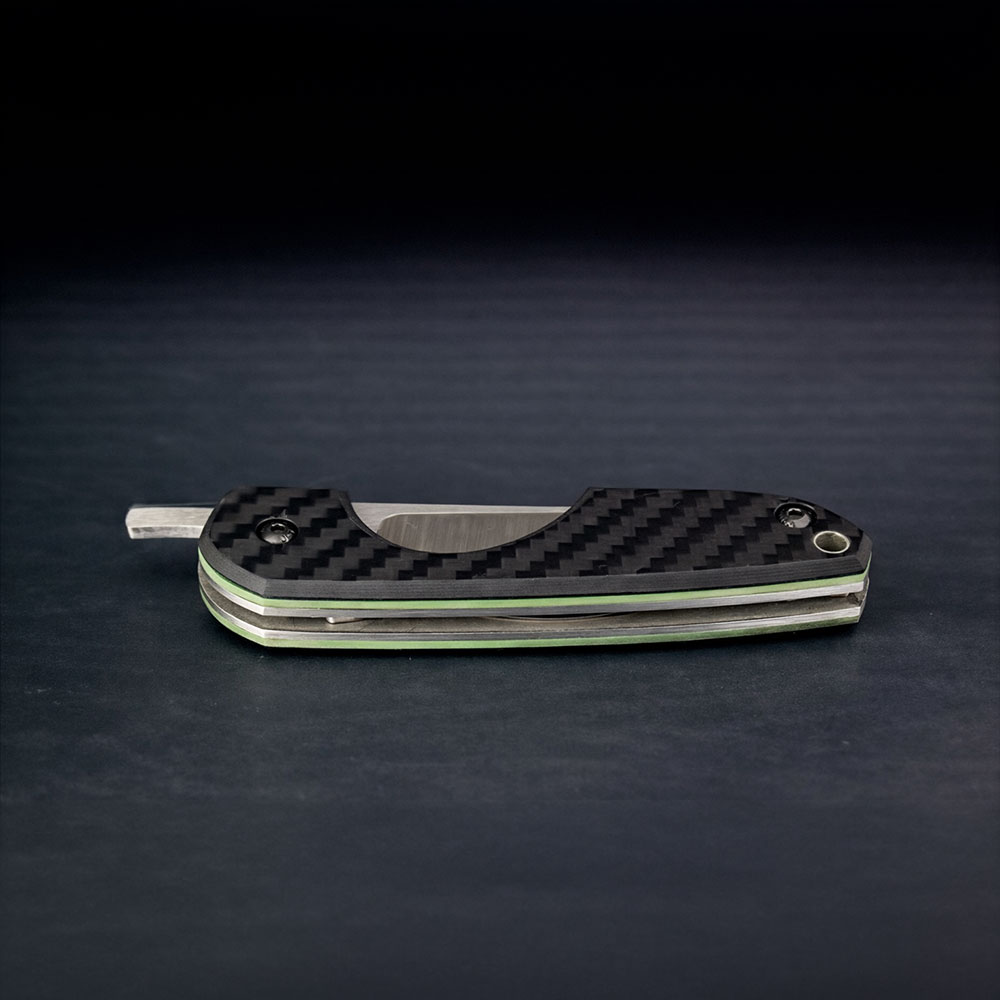 Karbon Fiber Saplı T-Rex Bıçak – Böhler N690 Çelik, El Yapımı