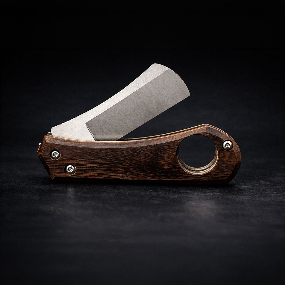 Venge Saplı Razor Bıçak – Böhler N690 Çelik, El Yapımı