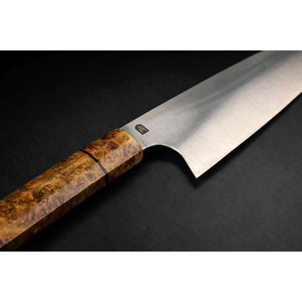 Thuya Saplı Santoku Mutfak Bıçağı – Böhler N690 Çelik, El Yapımı